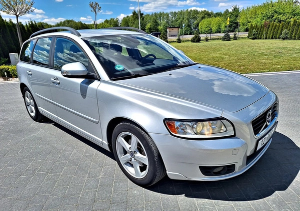 Volvo V50 cena 22900 przebieg: 250000, rok produkcji 2010 z Bełżyce małe 254